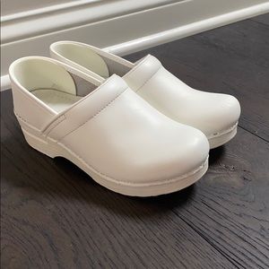 Dansko Women’s White Clogs